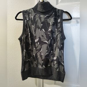 Lord & Taylor Women's Medium Gray Turtle Neck Sleeveless Blouse Stretch Back